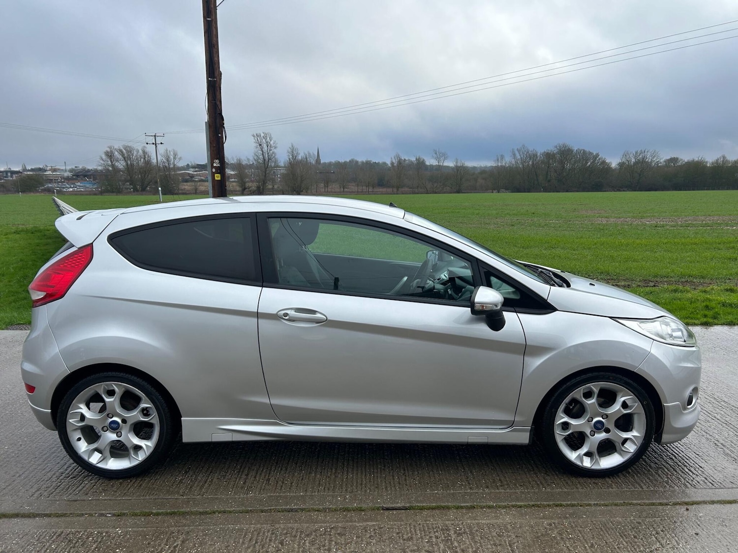 Used Ford Fiesta 2011 for sale - 77658851: Photo 4