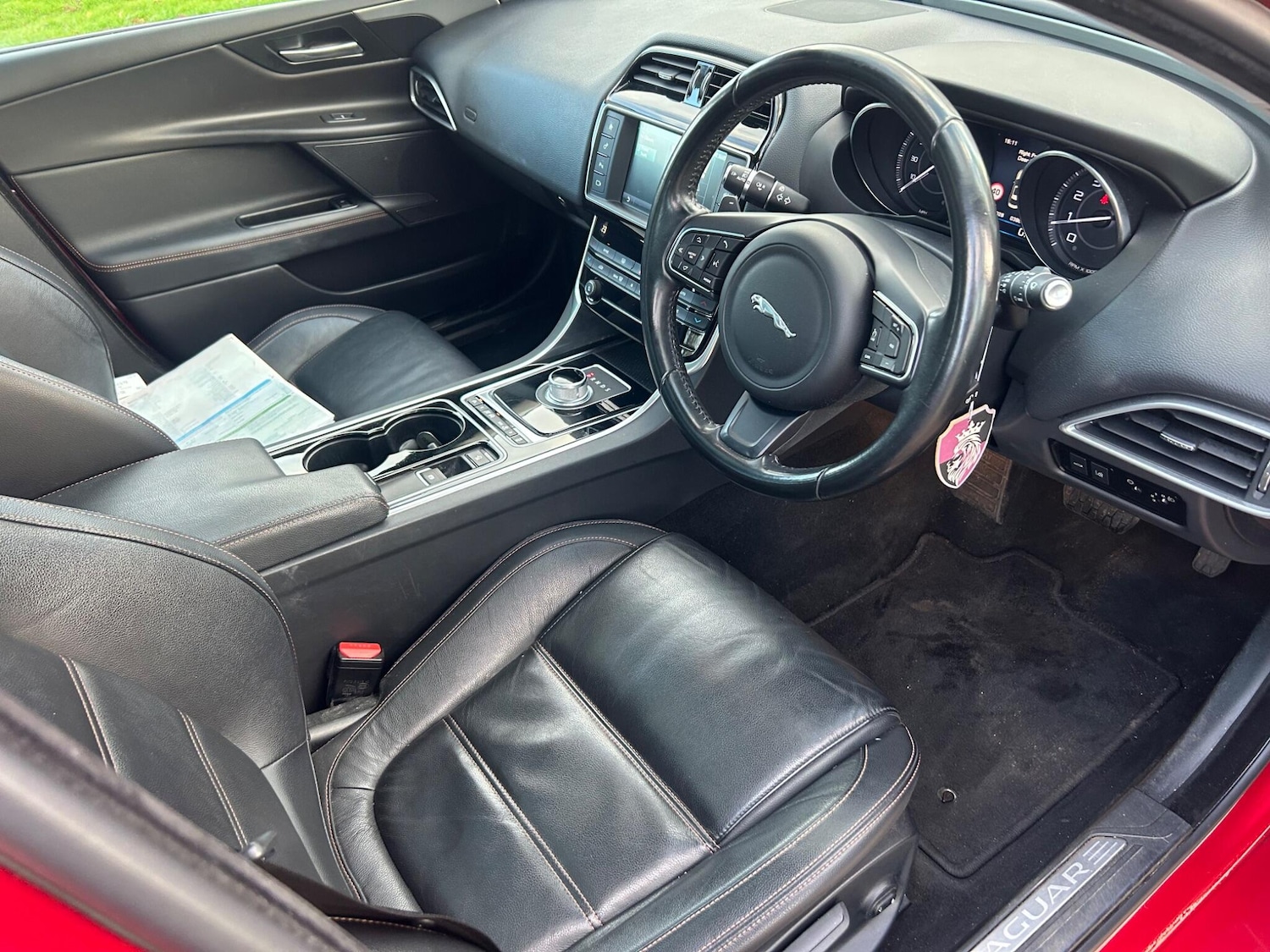 Used Jaguar XE 2015 for sale - 77229263: Photo 7