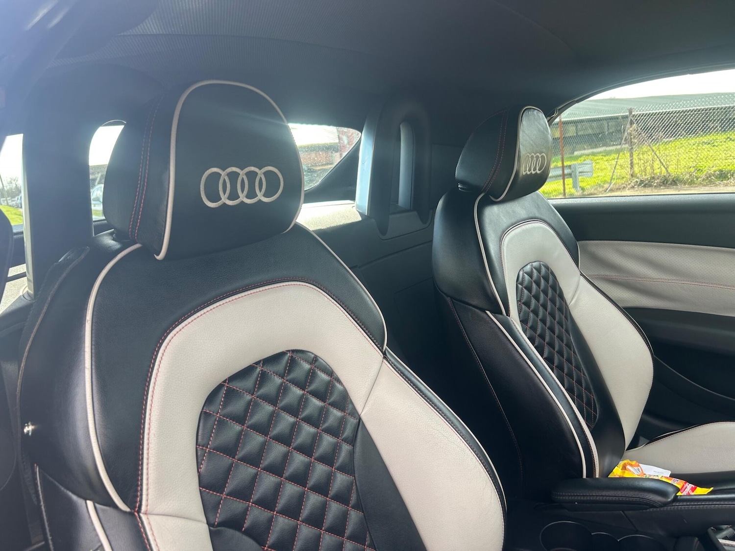 Used Audi TT 2009 for sale - 78035009: Photo 2