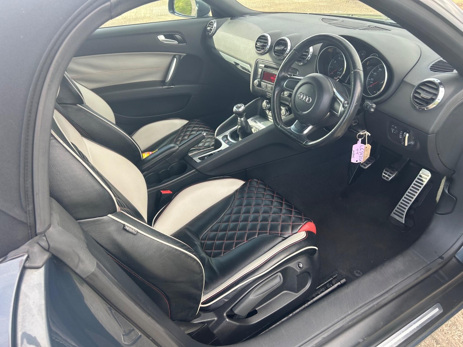 Used Audi TT 2009 for sale - 78035009: Photo 3