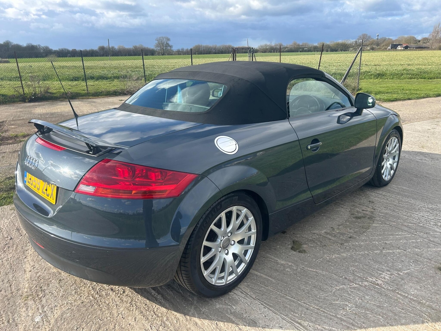 Used Audi TT 2009 for sale - 78035009: Photo 6