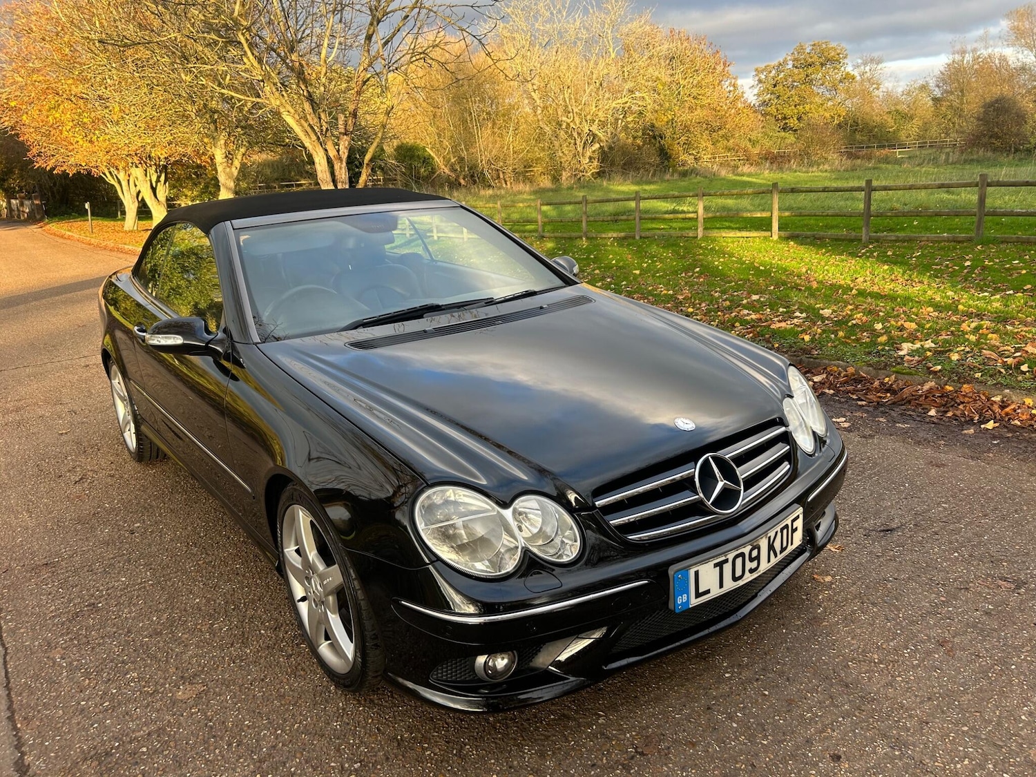 Used Mercedes-Benz CLK 2009 for sale - 76561881: Photo 24