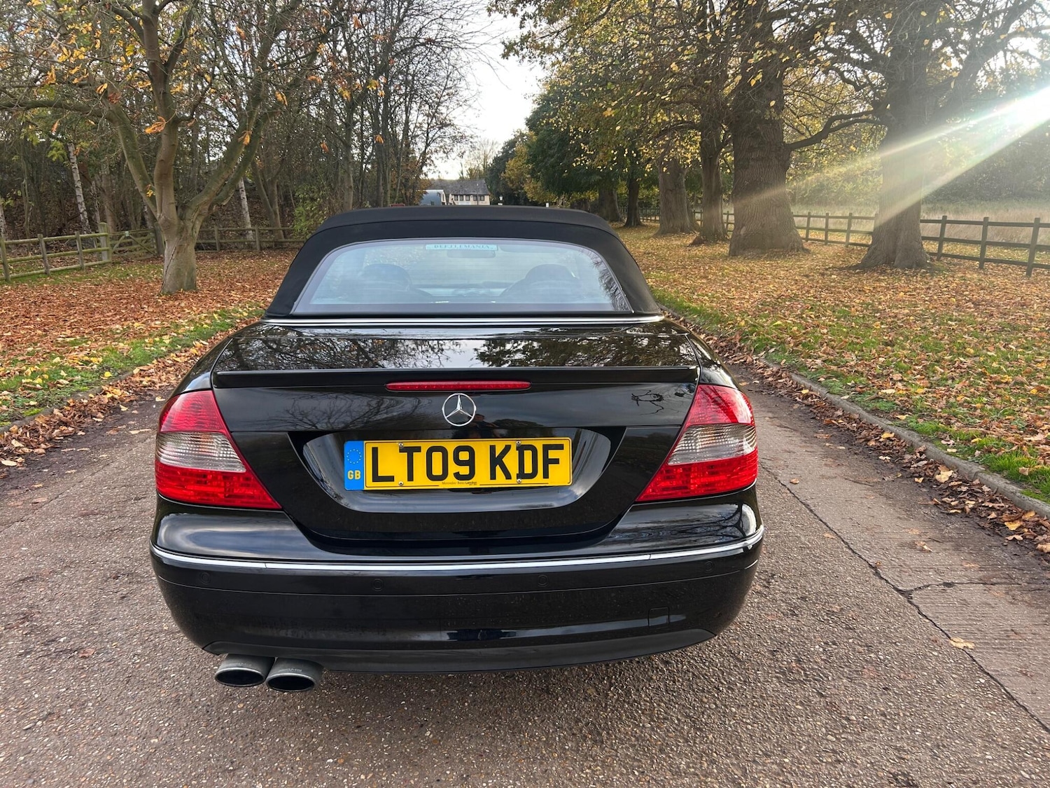 Used Mercedes-Benz CLK 2009 for sale - 76561881: Photo 31