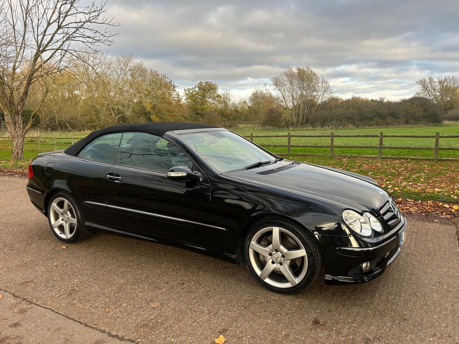 Used Mercedes-Benz CLK 2009 for sale - 76561881: Photo 32
