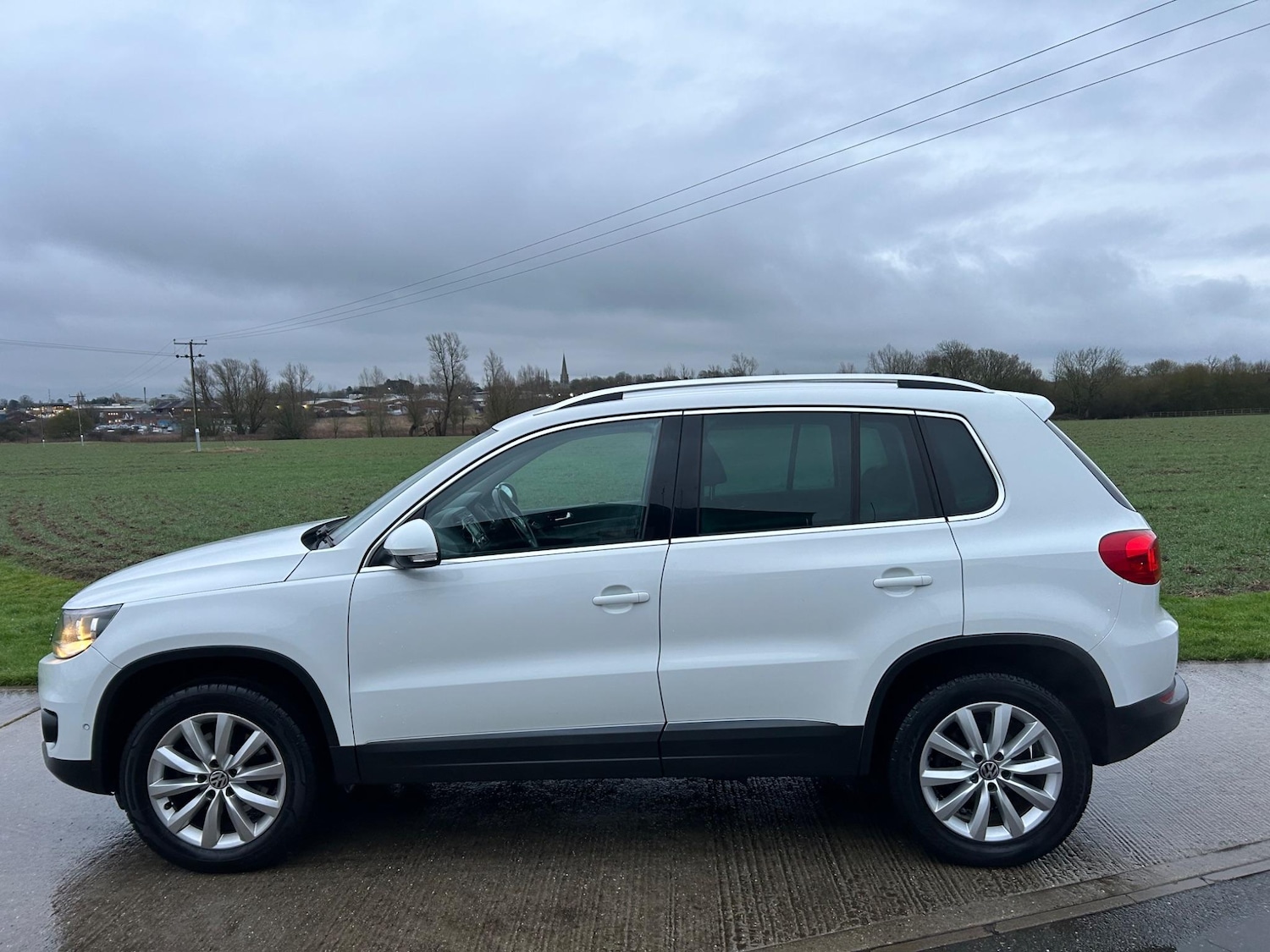 Used Volkswagen Tiguan 2014 for sale - 77709410: Photo 11