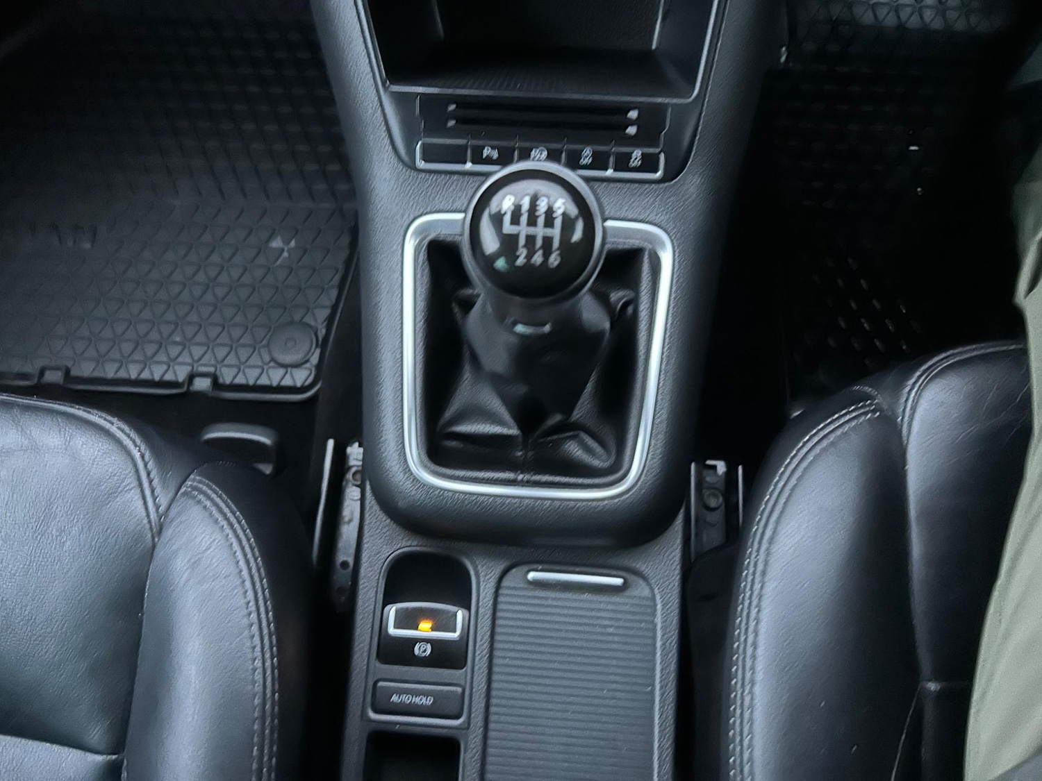 Used Volkswagen Tiguan 2014 for sale - 77709410: Photo 29