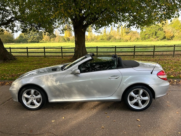 Used Mercedes-Benz SLK 2005 for sale - 75141125: Photo 2