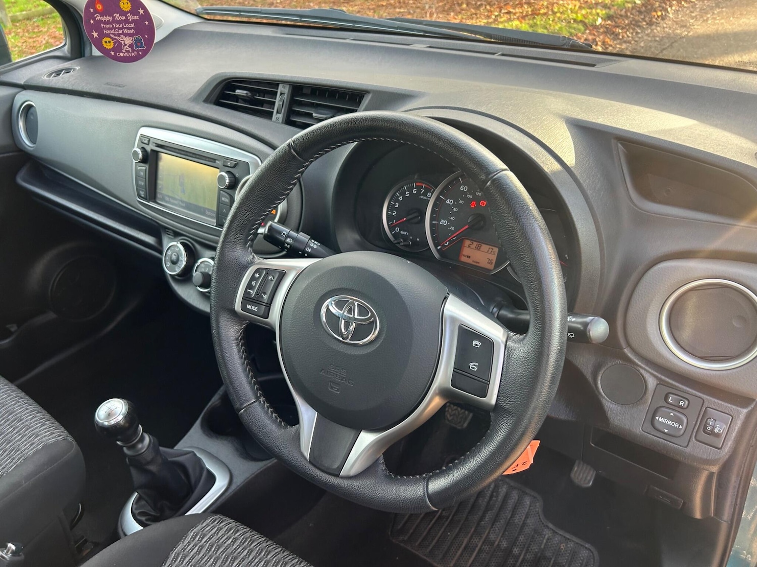 Used Toyota Yaris 2013 for sale - 76572402: Photo 6