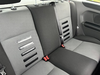 Used Ford Focus 2010 for sale - 77808546: Photo