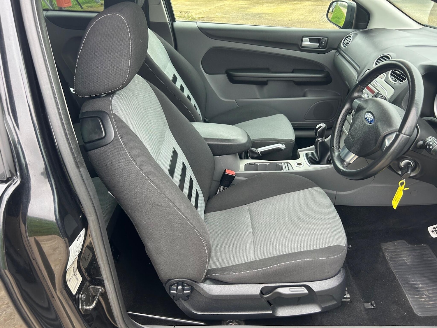 Used Ford Focus 2010 for sale - 77808546: Photo 7