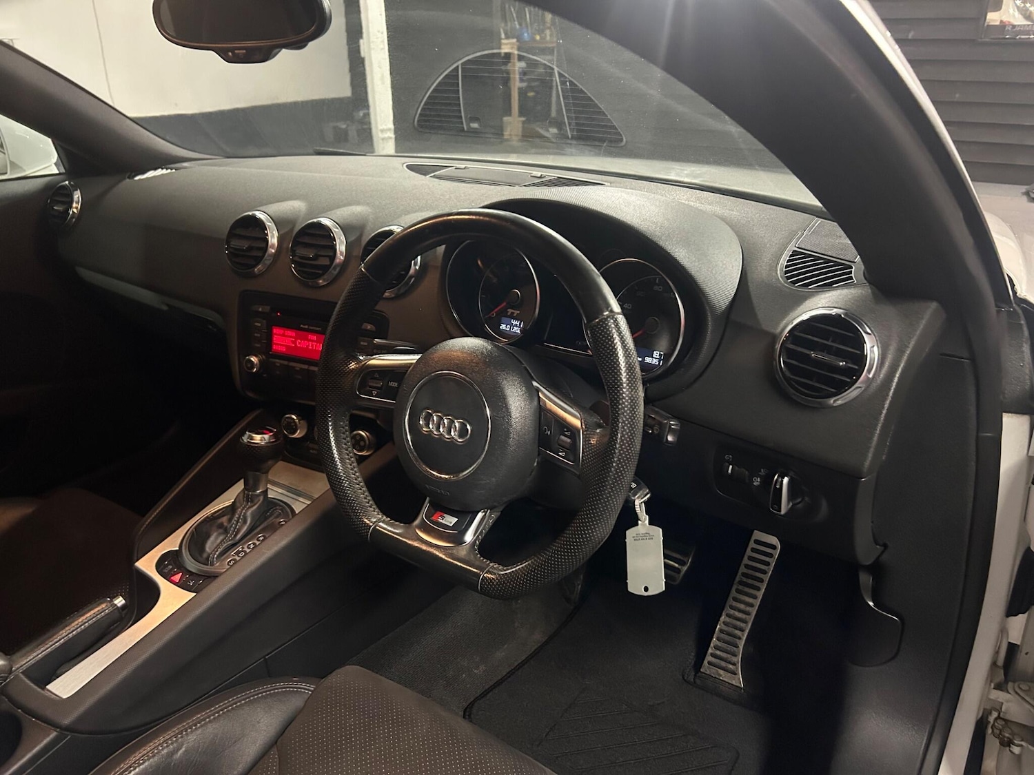 Used Audi TT 2012 for sale - 77331359: Photo 4