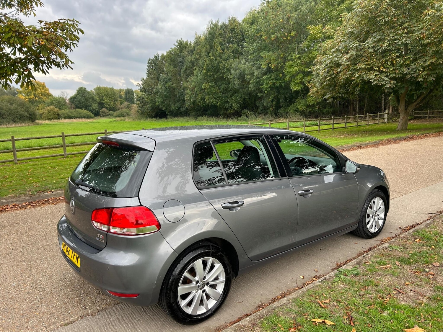 Used Volkswagen Golf 2012 for sale - 76094087: Photo 8