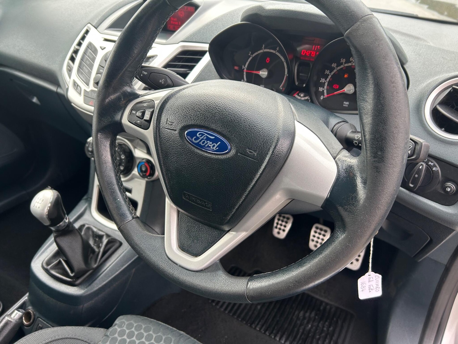Used Ford Fiesta 2011 for sale - 77377251: Photo 2