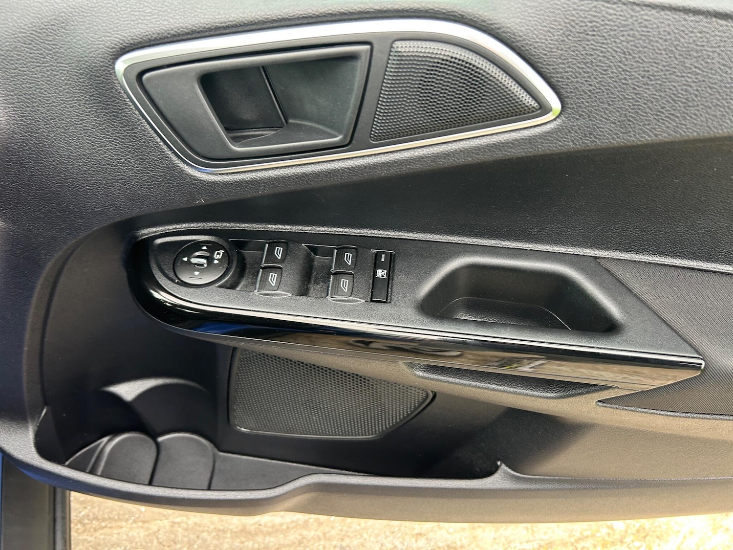 Used Ford B-MAX 2014 for sale - 77696043: Photo 8