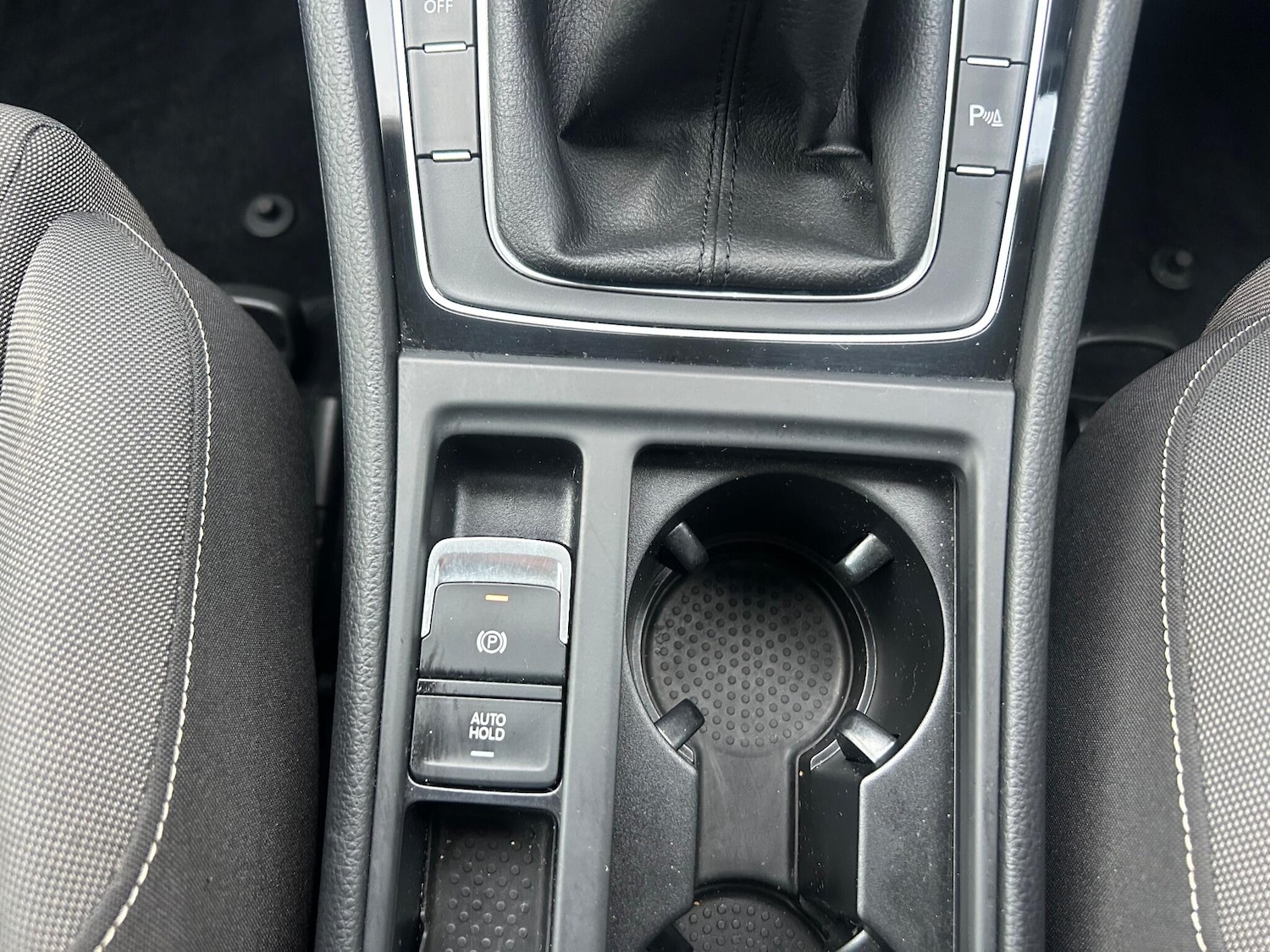 Used Volkswagen Golf 2014 for sale - 77175616: Photo 10