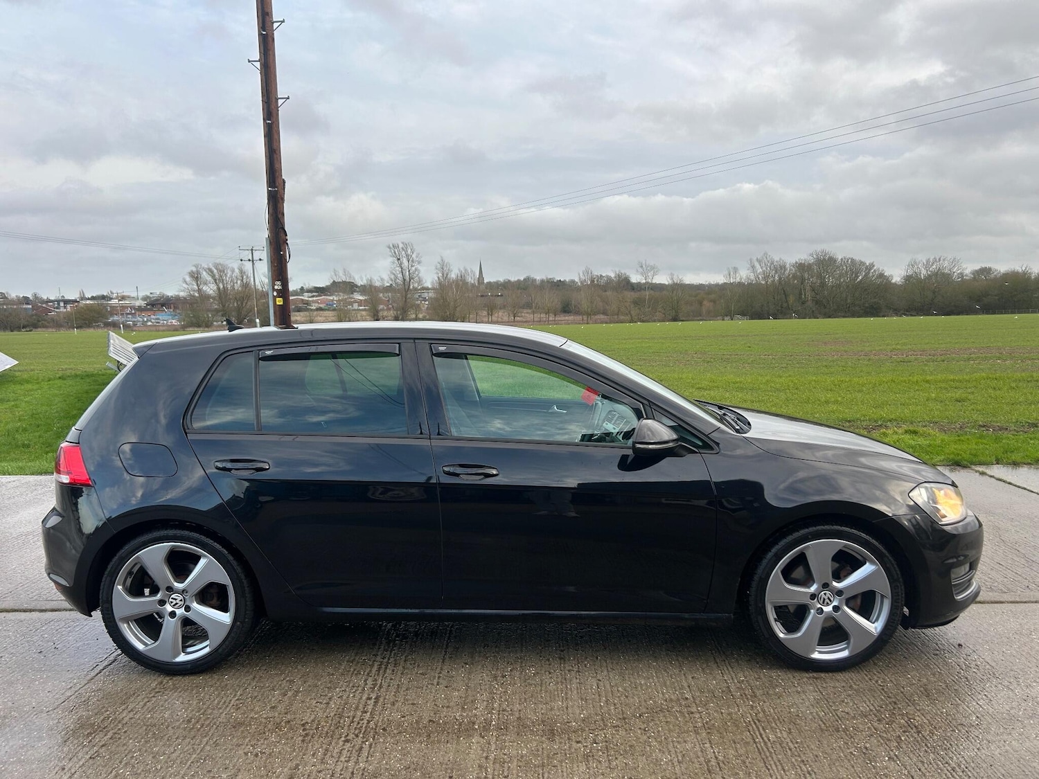 Used Volkswagen Golf 2014 for sale - 77175616: Photo 20