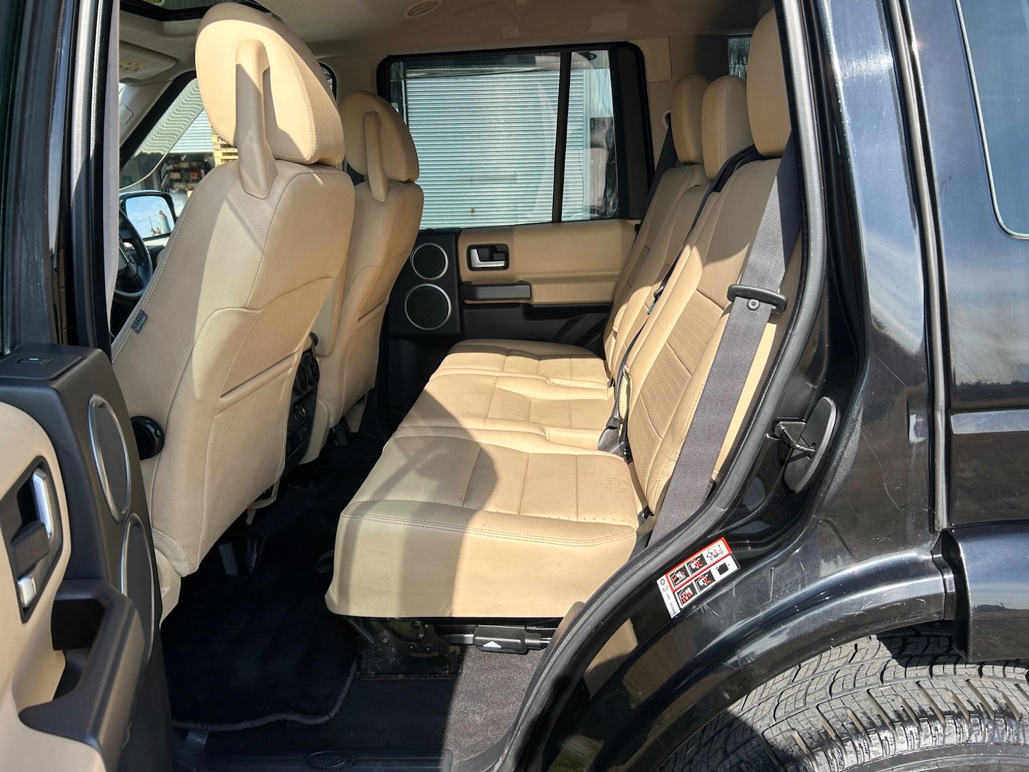 Vehicle 29