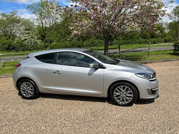 2014 (14) - 1.5 dCi Knight Edition Energy 3dr