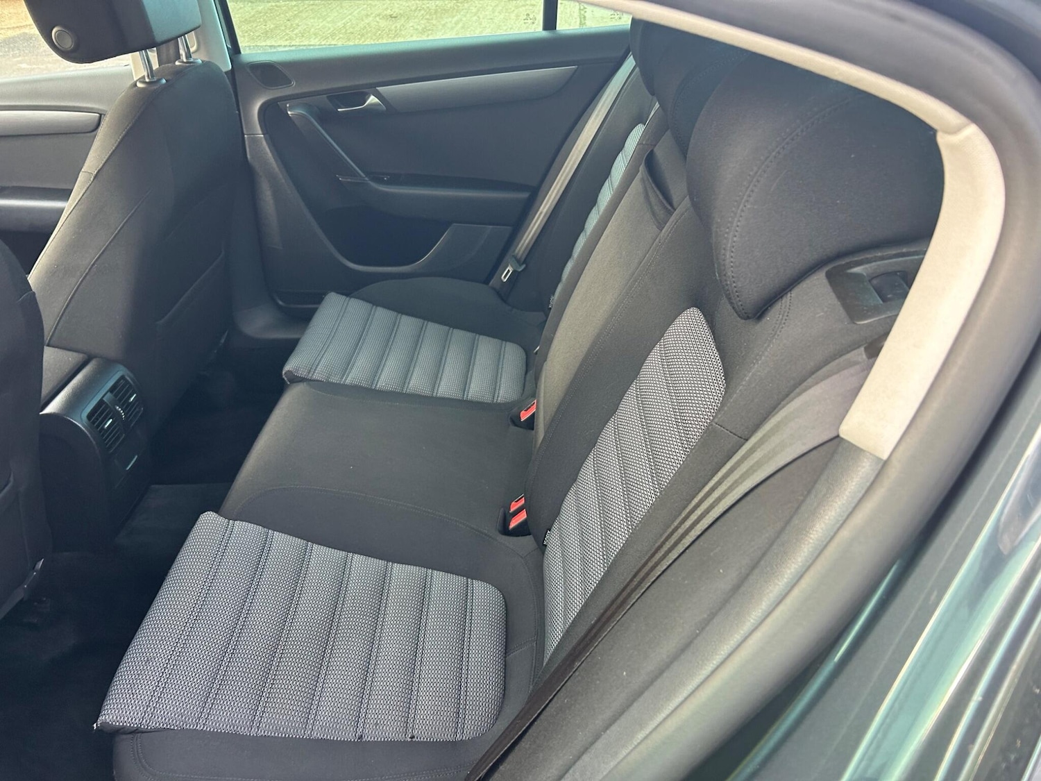 Used Volkswagen Passat 2012 for sale - 76993730: Photo 27