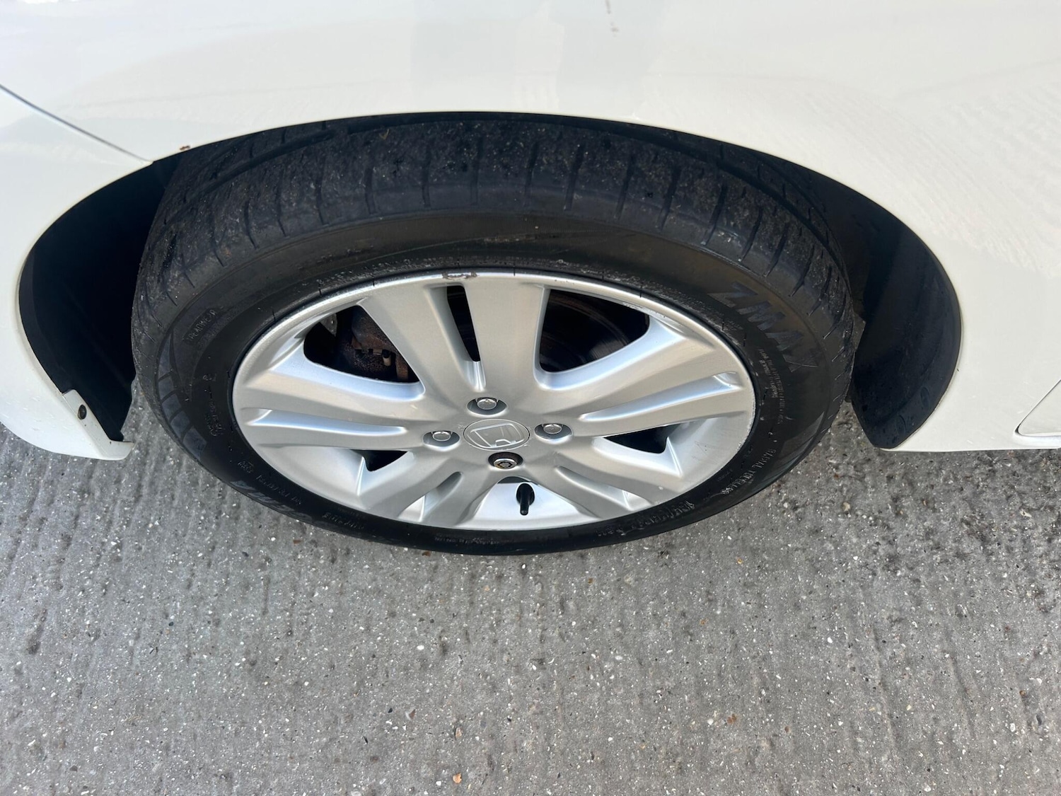 Used Honda Jazz 2014 for sale - 76898542: Photo 11