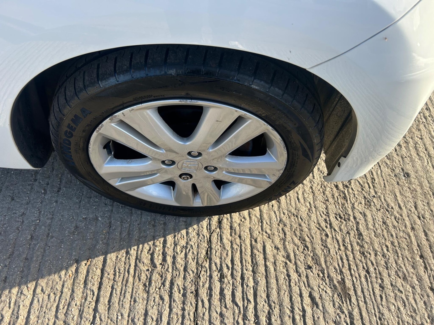 Used Honda Jazz 2014 for sale - 76898542: Photo 16