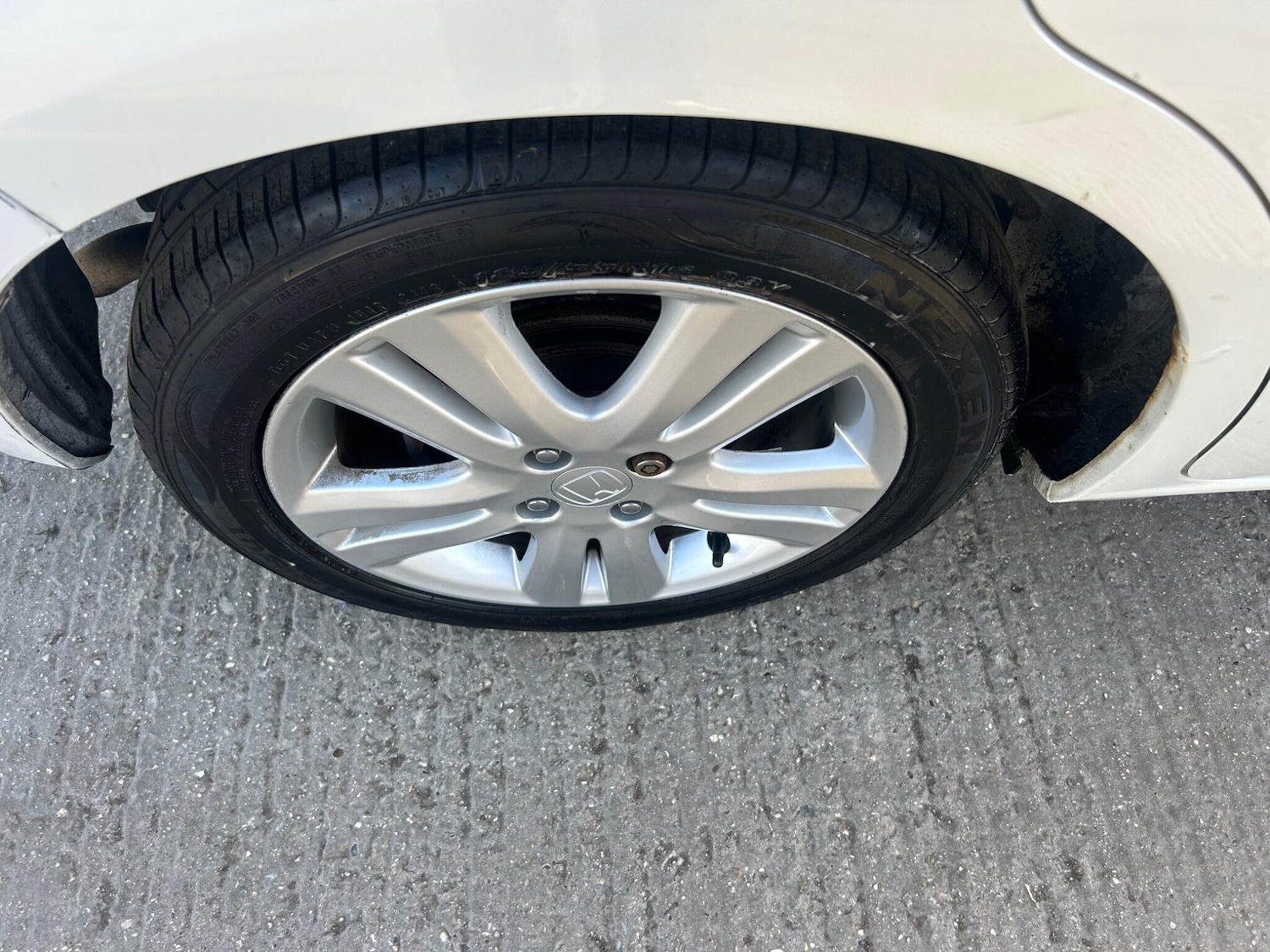 Used Honda Jazz 2014 for sale - 76898542: Photo 17