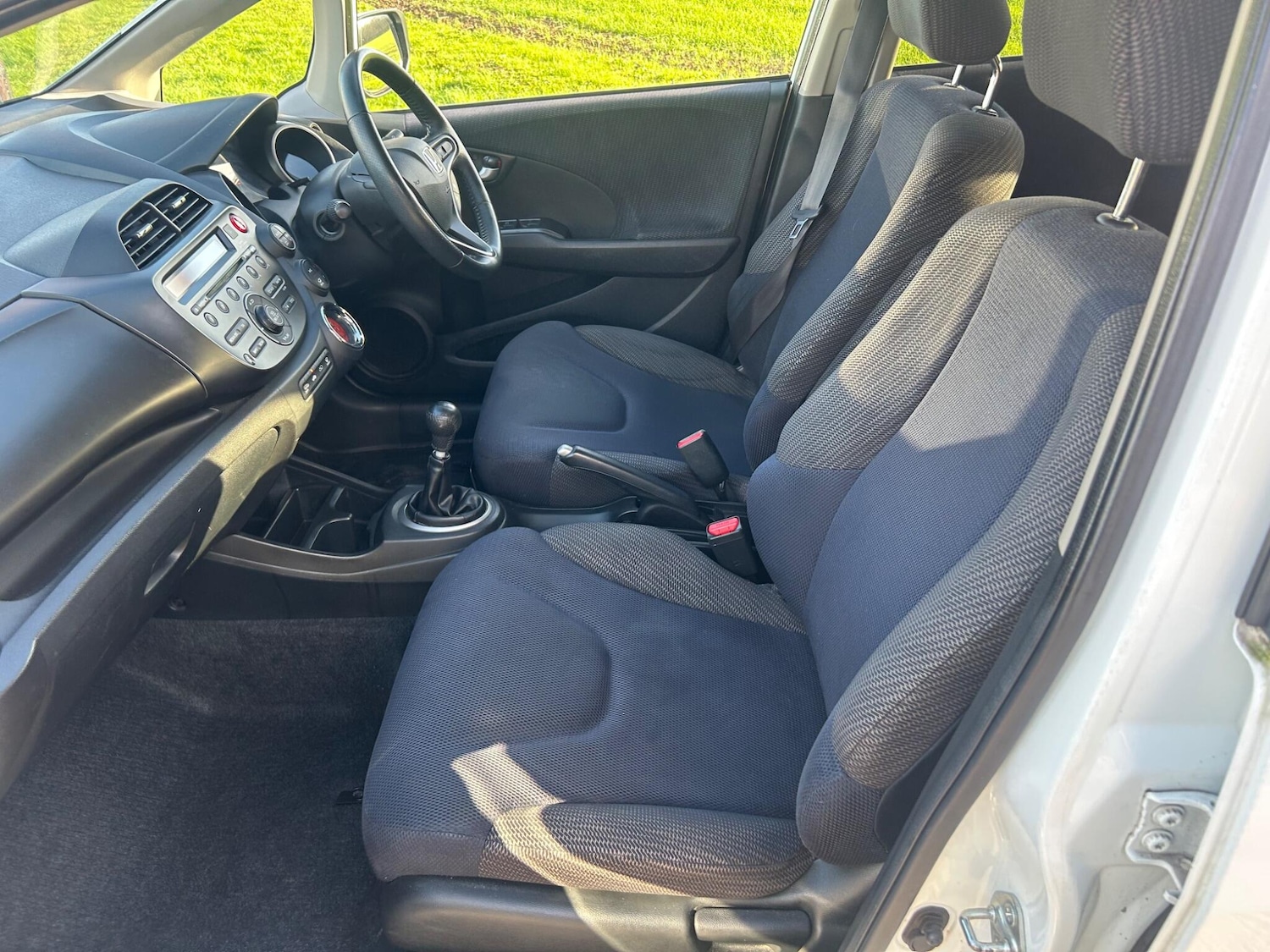 Used Honda Jazz 2014 for sale - 76898542: Photo 26