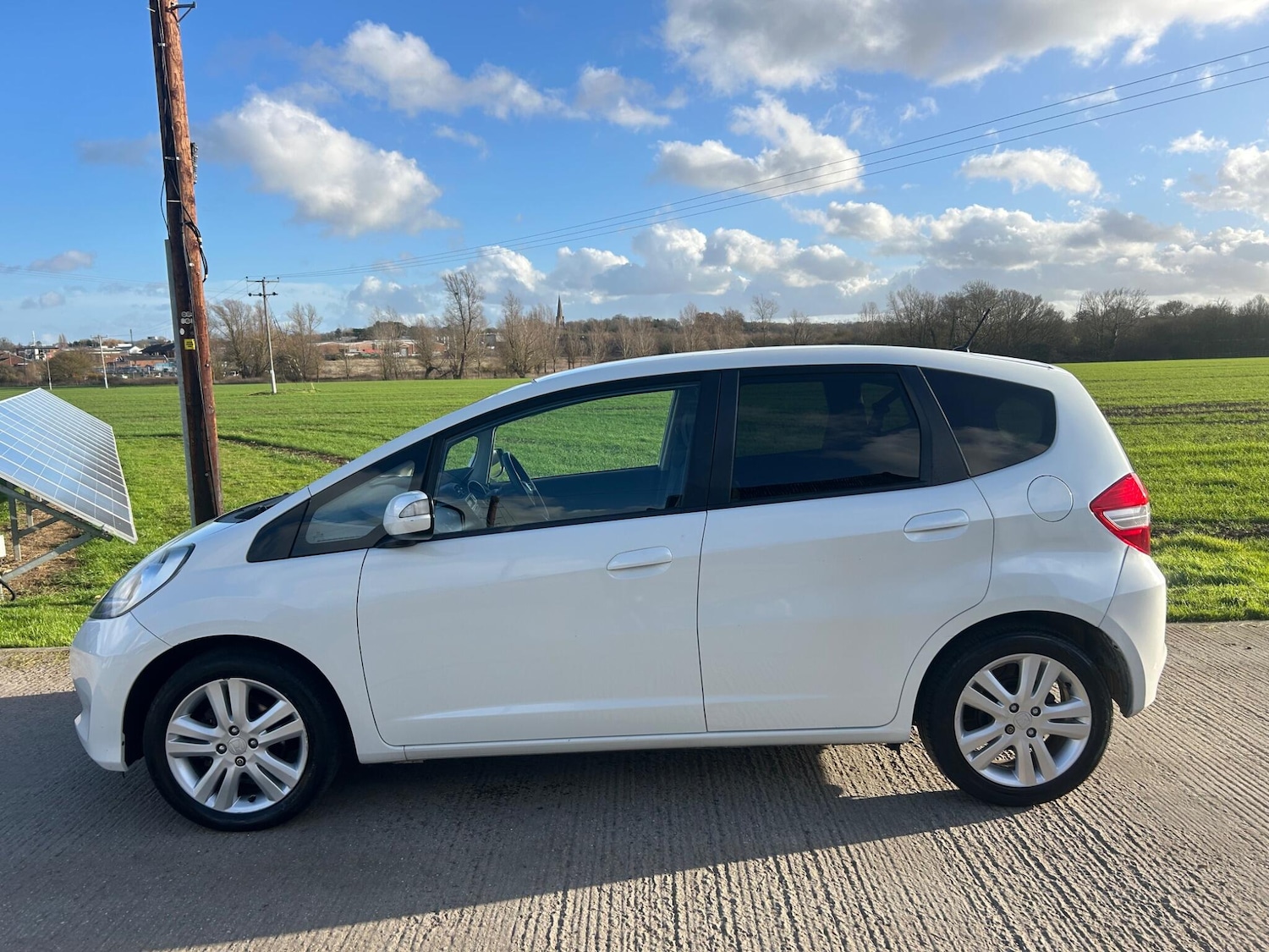 Used Honda Jazz 2014 for sale - 76898542: Photo 4