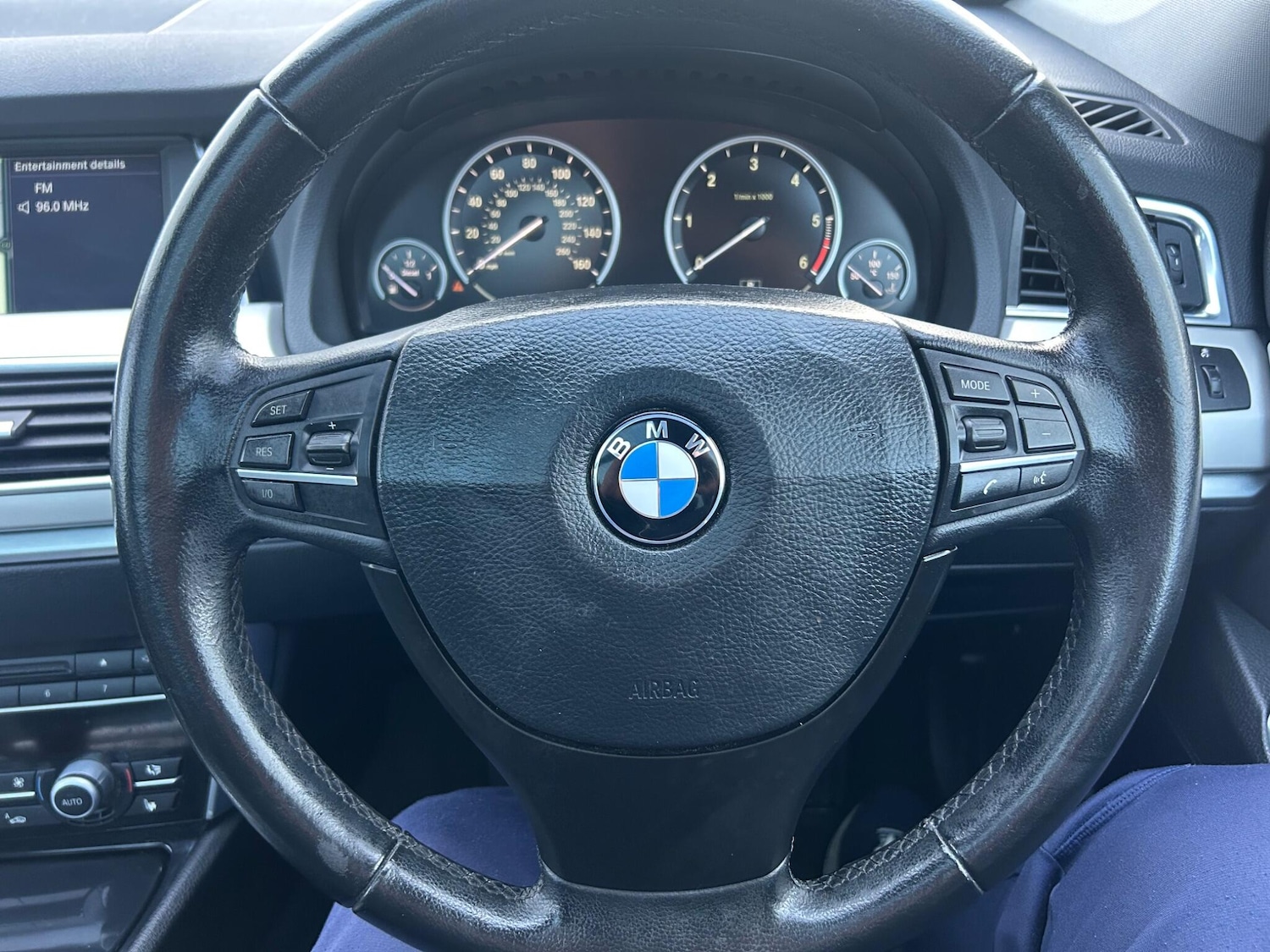 Used BMW 5 Series 2011 for sale - 77468670: Photo 29