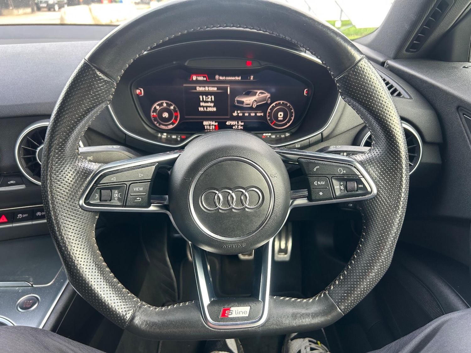 Used Audi TT 2015 for sale - 77254775: Photo 2