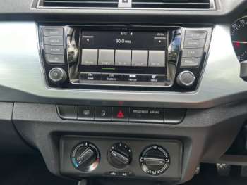 Used Skoda Fabia 2015 for sale - 75268243: Photo