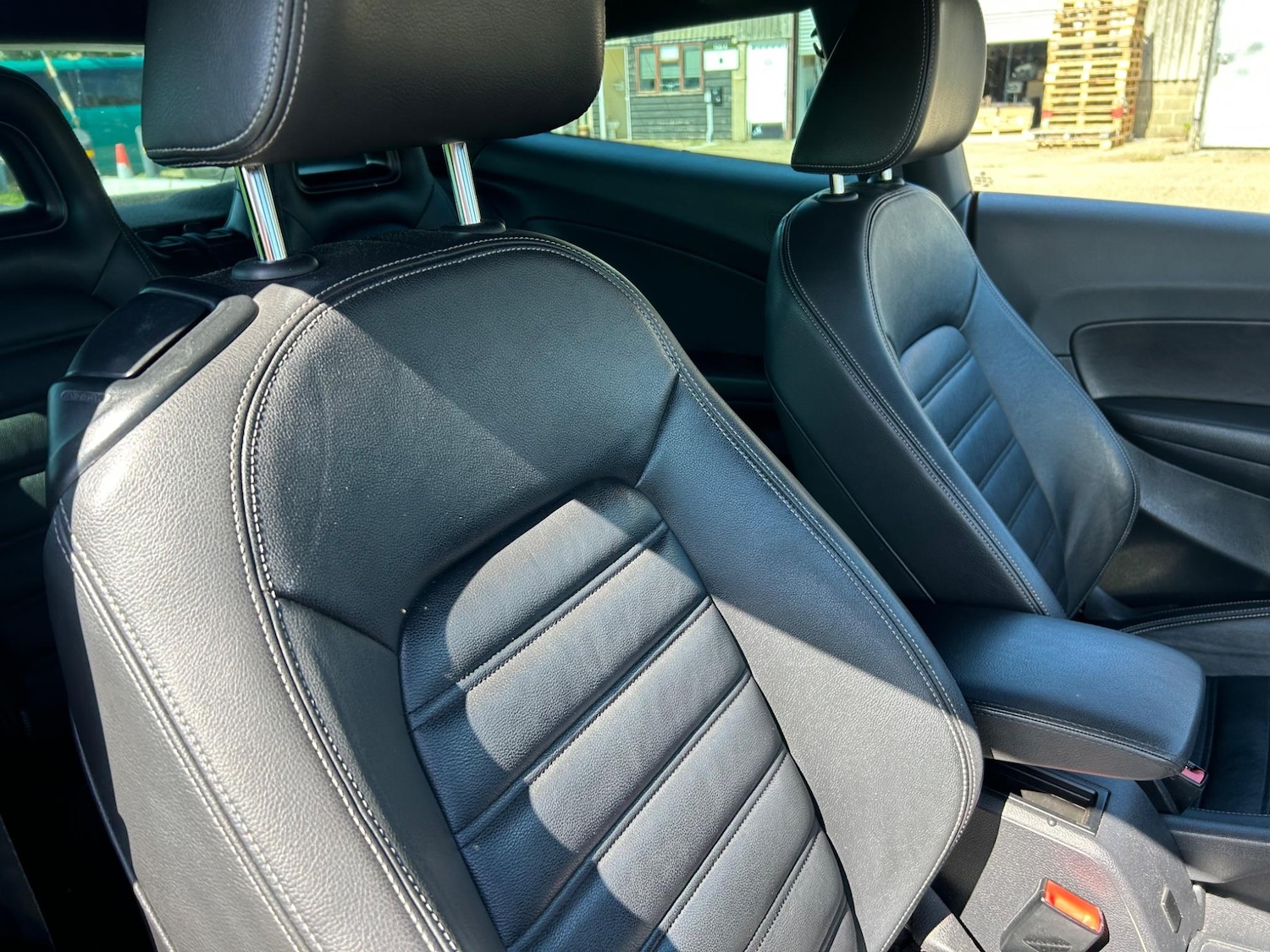 Used Volkswagen Scirocco 2012 for sale - 76667381: Photo 11