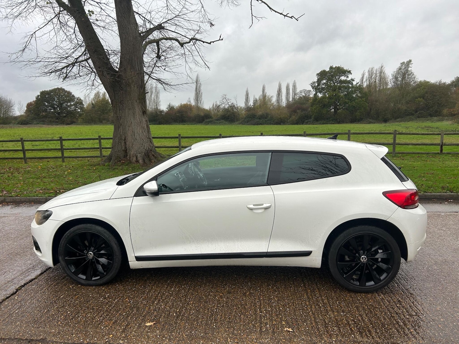 Used Volkswagen Scirocco 2012 for sale - 76667381: Photo 6