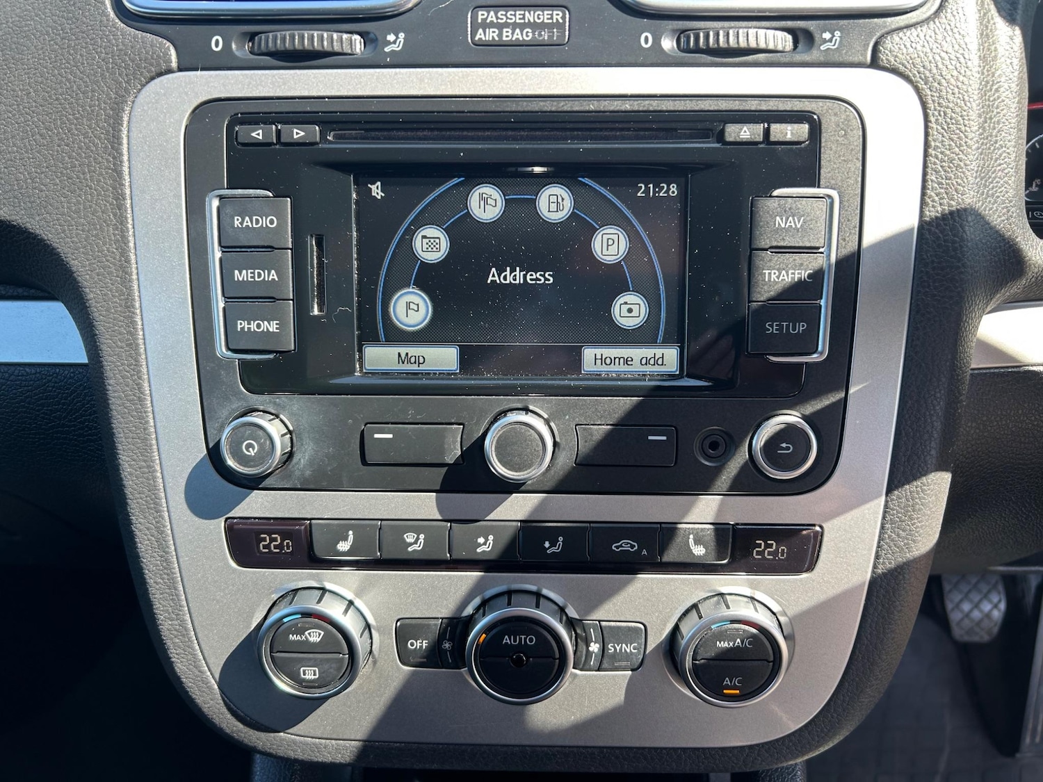 Used Volkswagen Scirocco 2012 for sale - 76667381: Photo 8