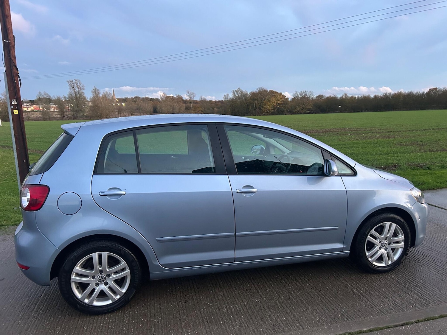 Used Volkswagen Golf Plus 2010 for sale - 76752664: Photo 5