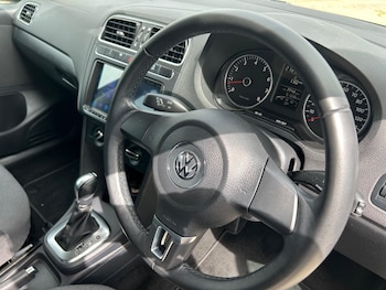 Used Volkswagen Polo 2014 for sale - 79158498: Photo