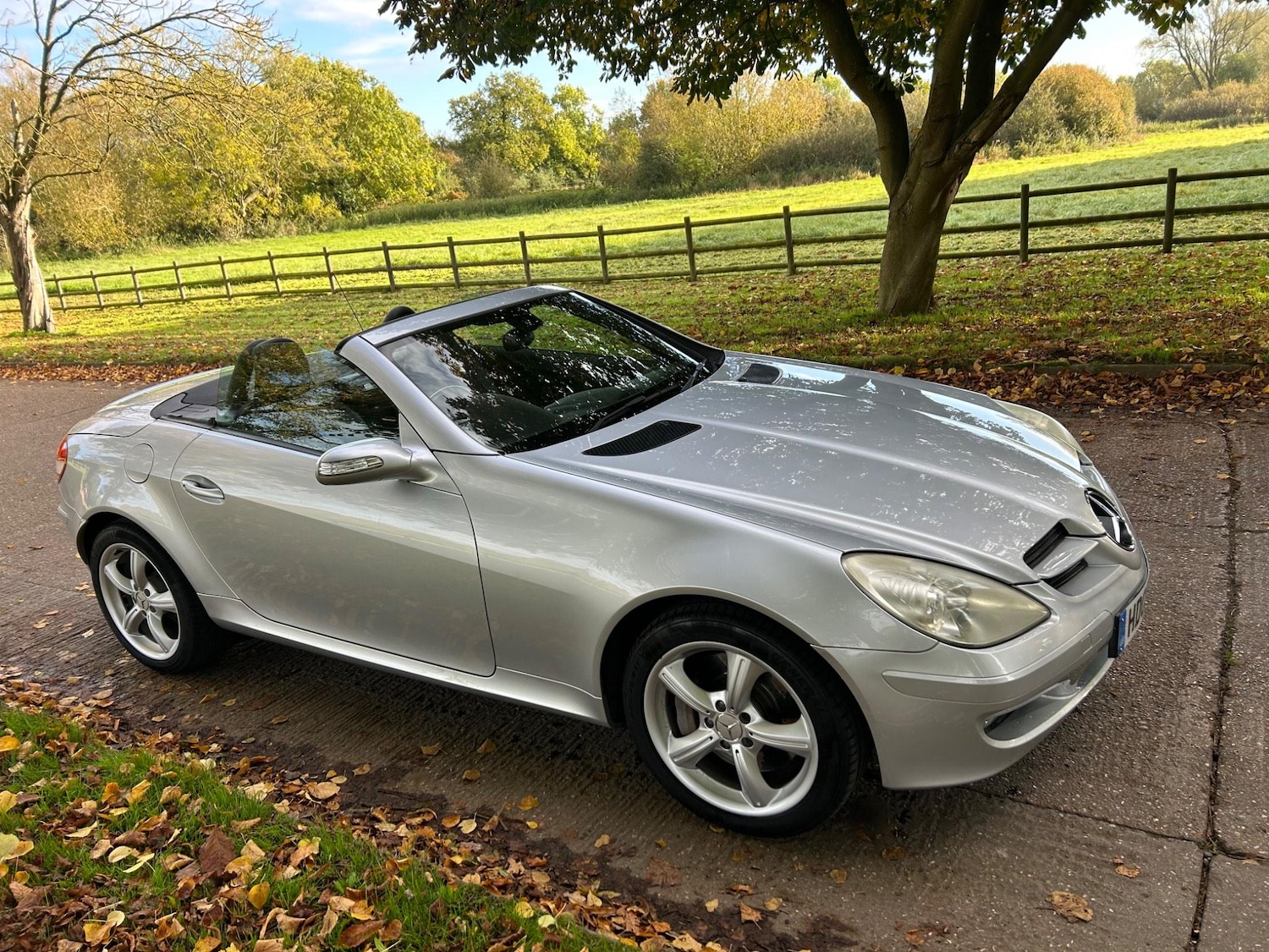 Used Mercedes-Benz SLK 2005 for sale - 76992729: Photo 37