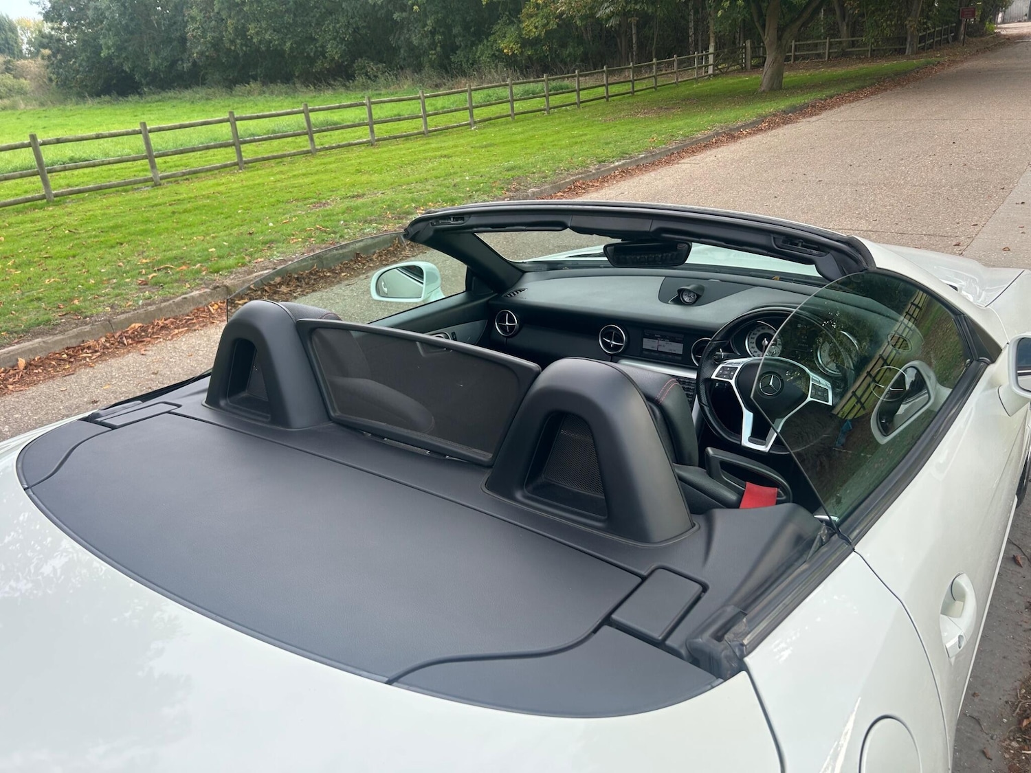 Used Mercedes-Benz SLK 2013 for sale - 76136838: Photo 27