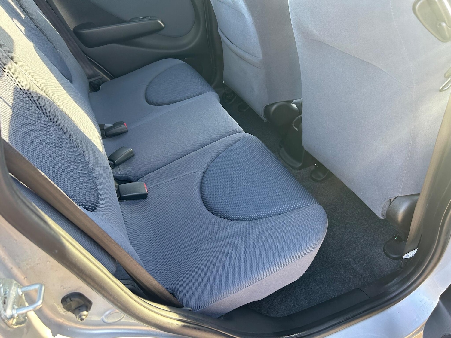 Used Honda Jazz 2002 for sale - 76935886: Photo 4