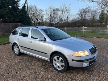 Used Skoda Octavia 2009 for sale - 76801598: Photo