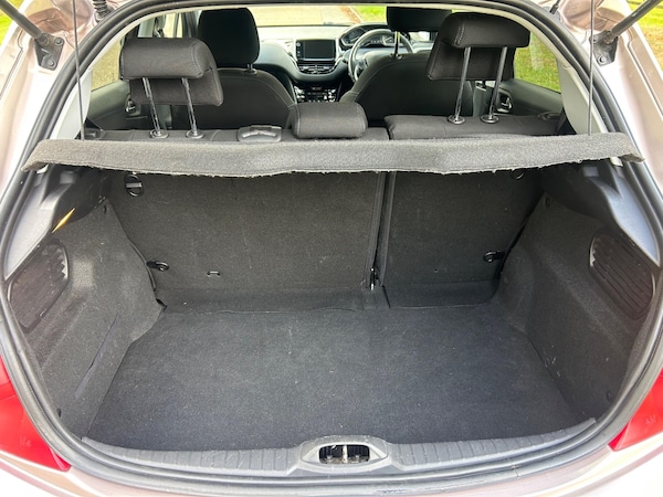 Used Peugeot 208 2013 for sale - 76083745: Photo 5