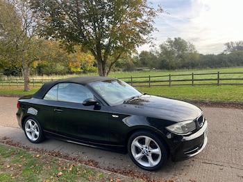 Used BMW 1 Series 2009 for sale - 76200472: Photo