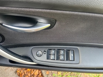 Used BMW 1 Series 2009 for sale - 76200472: Photo