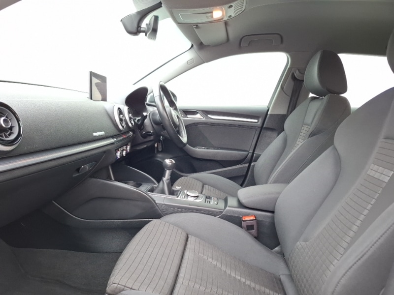 Used Audi A3 2018 for sale - 77669525: Photo 5