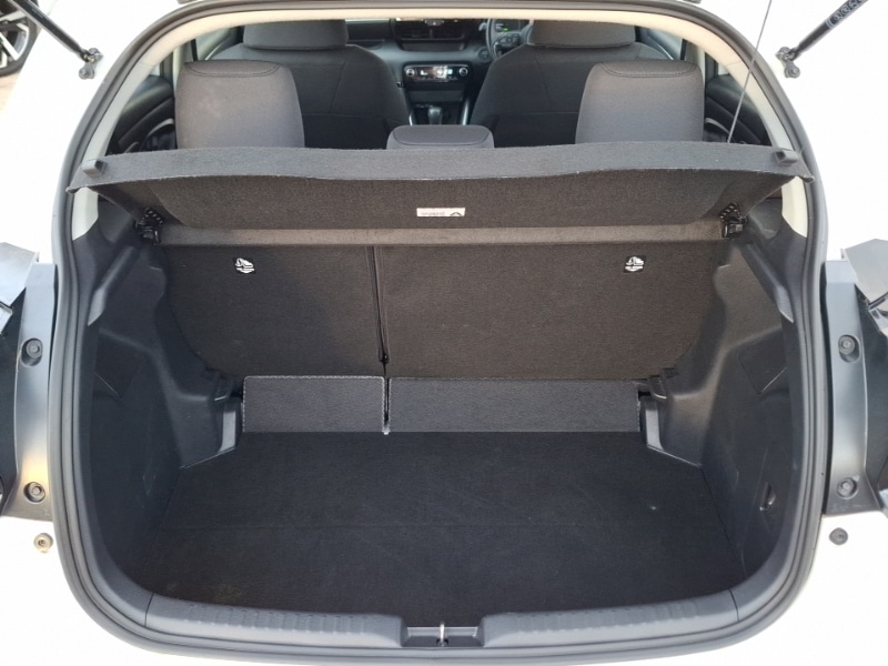 Used Mazda Mazda2 HYBRID 2024 for sale - 76815837: Photo 8