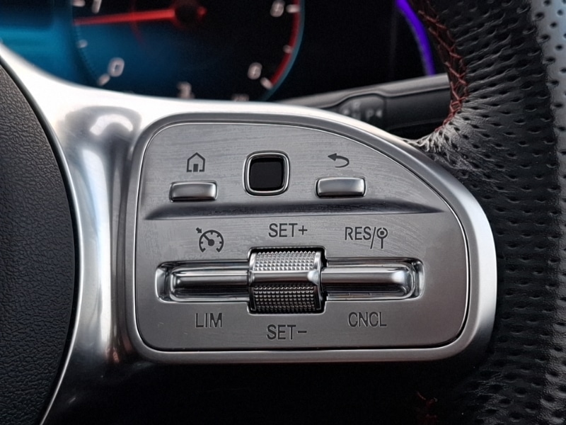 Used Mercedes-Benz GLB 2023 for sale - 77433503: Photo 17