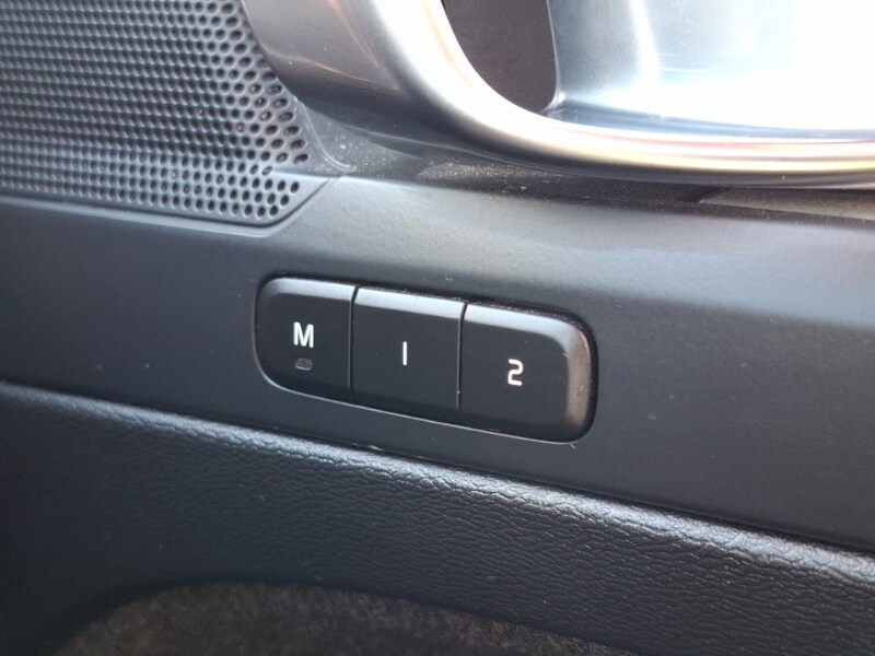 Used Volvo XC40 2023 for sale - 75900575: Photo 18