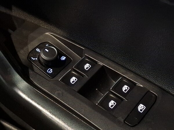 Used Volkswagen Taigo 2023 for sale - 75763118: Photo 17