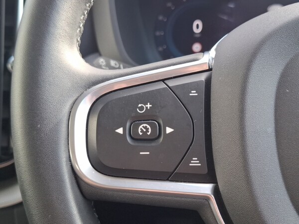 Used Volvo XC60 2022 for sale - 76269260: Photo 16