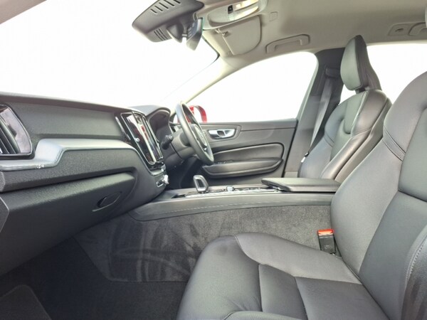 Used Volvo XC60 2022 for sale - 76269260: Photo 5